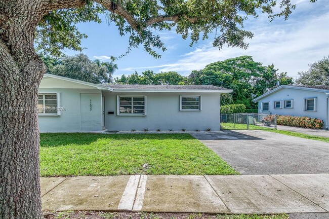 Building Photo - 11527 SW 81st Rd Unit 11527