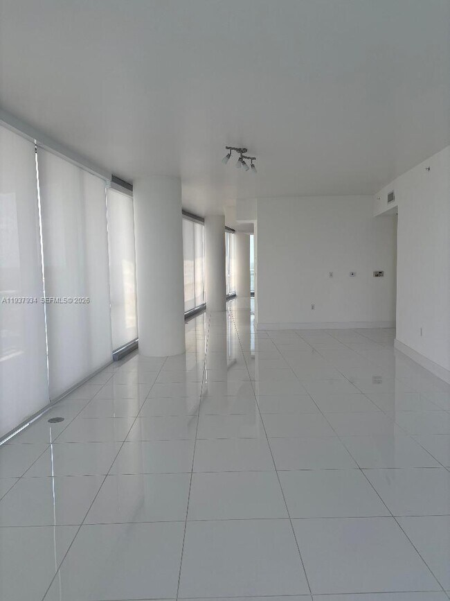 Photo - 17121 Collins Ave Unit 3101