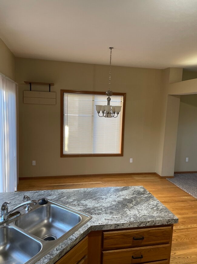 Photo - 4533 Brookmeadow Ct SE