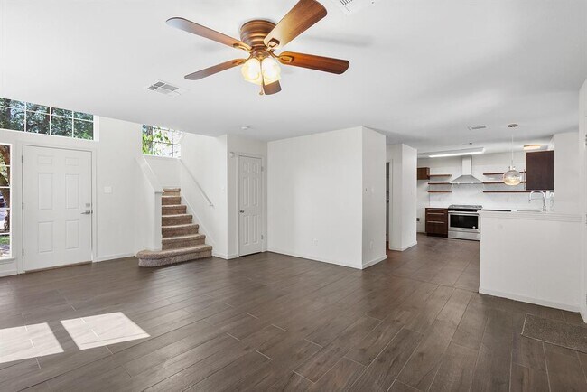 Photo - 1310 Strickland Dr