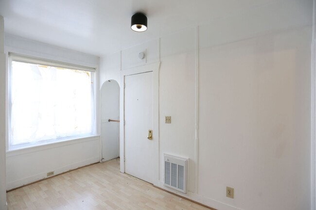 Photo - OPEN HOUSE: Sunday (3/15) 2:40pm-3:00pm Ground Floor Studio in Pacific Heights (2803 ½ Greenwich ...