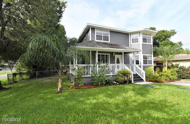 Photo - 3 br, 2.5 bath House - 3420 W Minnehaha St...