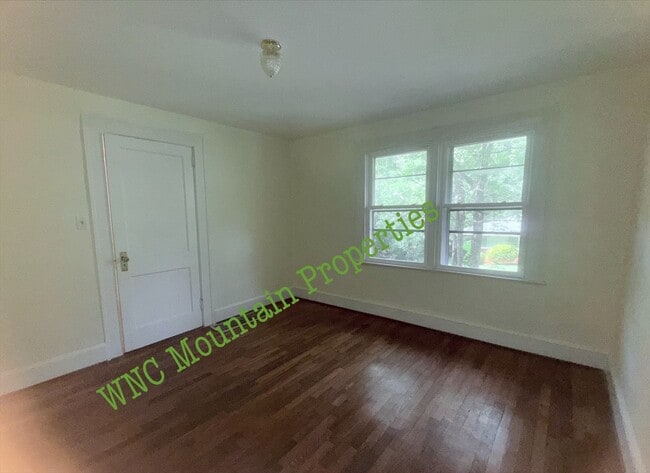 Photo - 101 Hemphill Rd