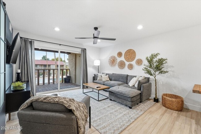 Building Photo - 8649 E Royal Palm Rd Unit 239