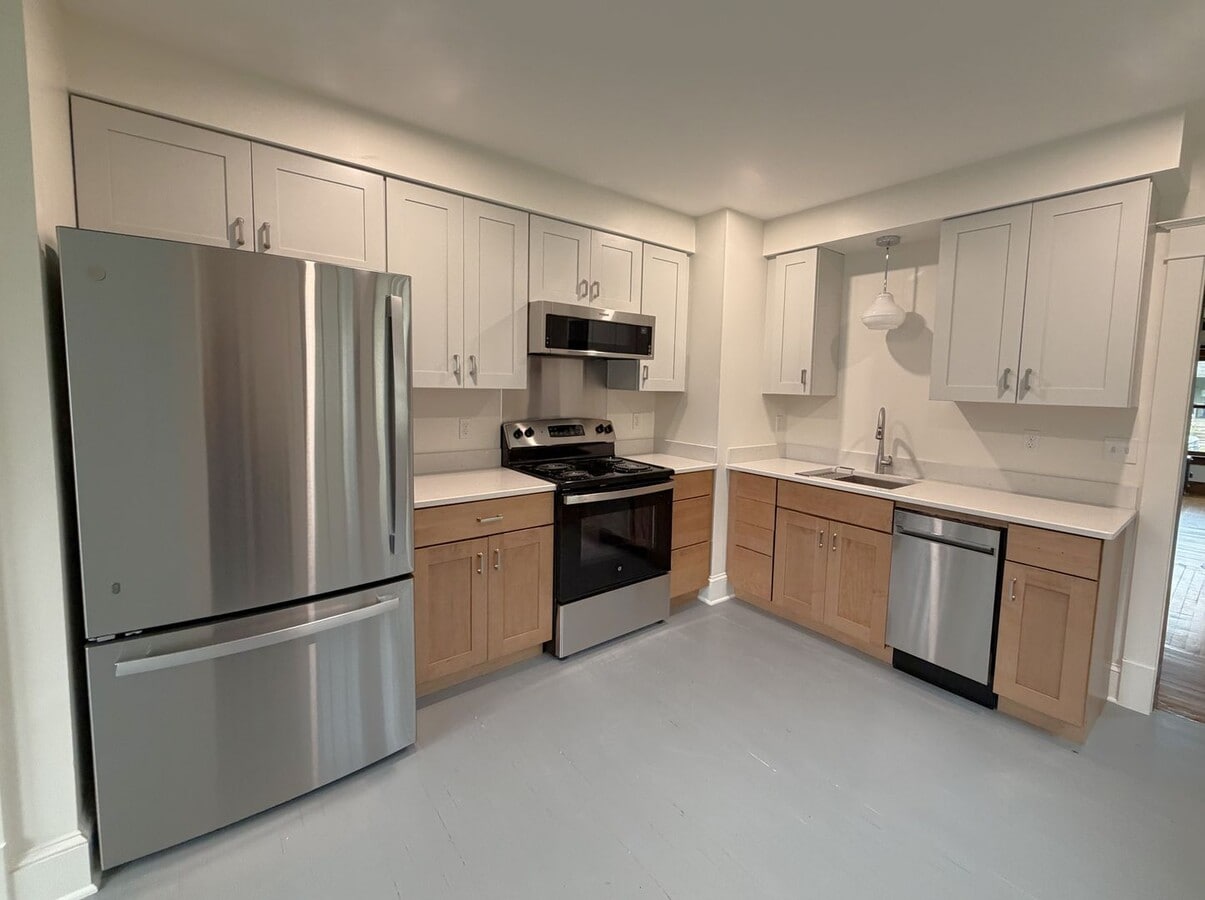 Photo - 35 Hazelwood Terrace Unit Apt #1