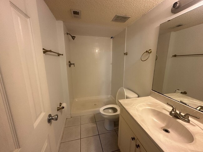 Photo - 3865 Campenero Ct