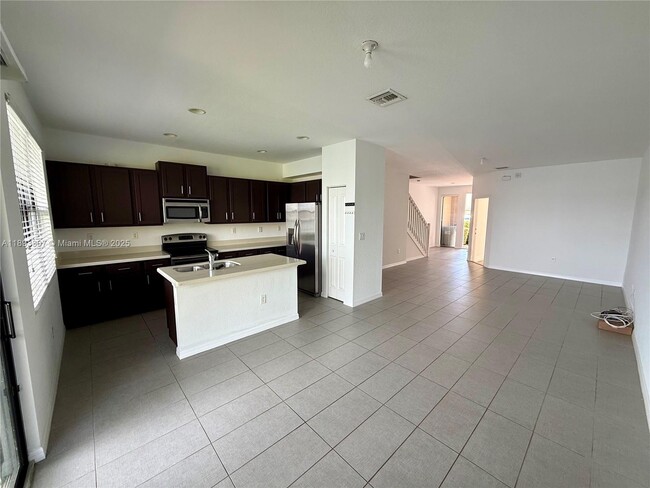 Photo - 1075 NW 33rd Manor