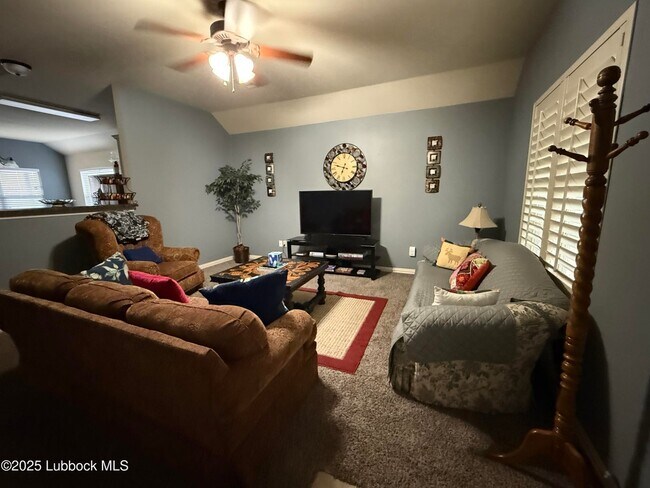 Photo - 2624 112th St