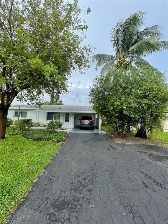 Building Photo - 330 NE 42nd Ct Rental