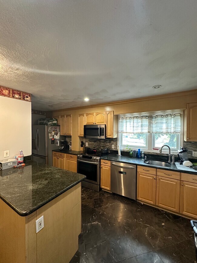 Photo - 73 Almont St Unit 2