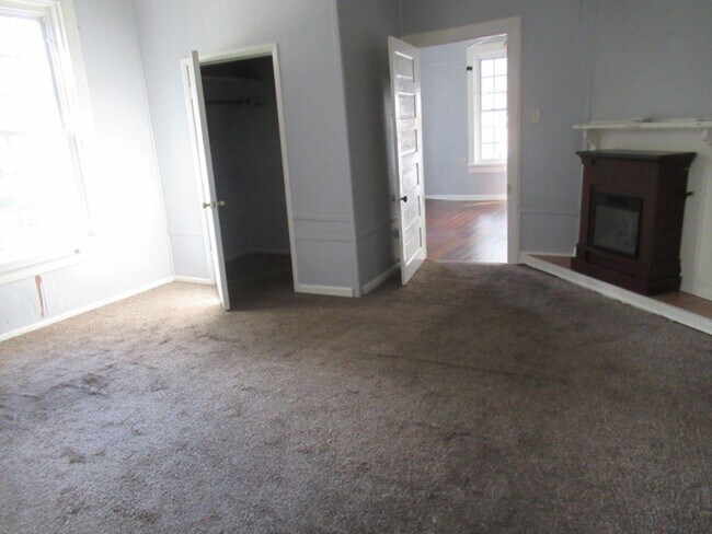 Photo - 116 Ave C Unit Ave. C, 116B