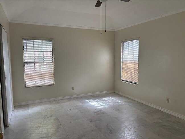 902 Jasent Cove Unit 1