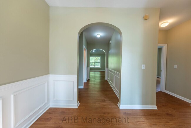 Photo - Charming 3-Bedroom Ranch in The Glen at St...