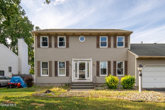 Photo - 31 Berkshire Dr