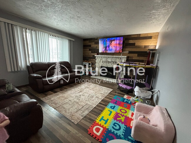 Photo - 2014 Tiffany Dr