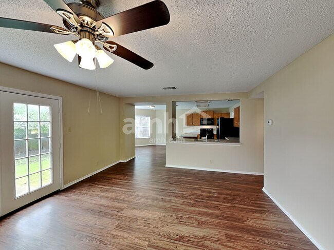 Photo - 6806 Winterpath Dr