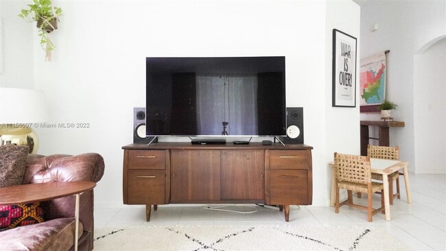 Photo - 5449 Grande Palm Cir