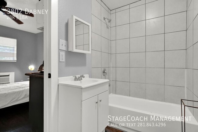 Photo - 3802 Dabney-