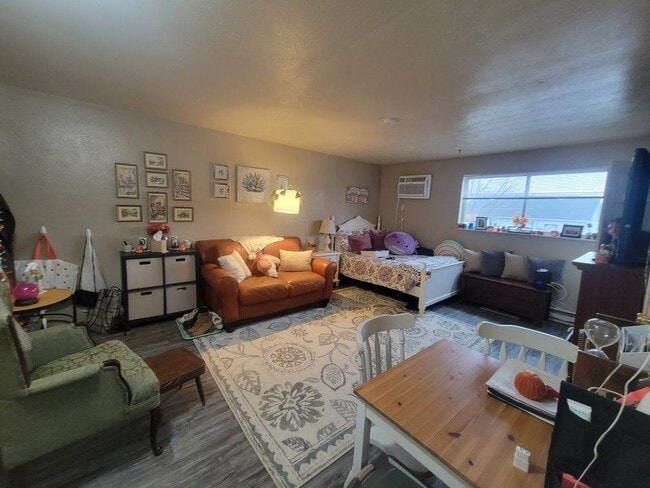 Photo - 216 E Sycamore St Unit 3