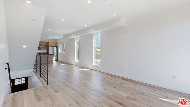 Photo - 2304 Hauser Blvd Unidad 1/2