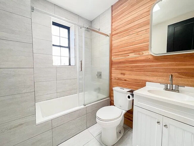Photo - "Charming 1-Bedroom Retreat in Prime Brooklyn Location – Your Urban Oasis Awaits!"