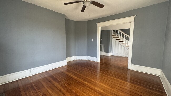 Photo - 1017 Ferdinand Ave SW