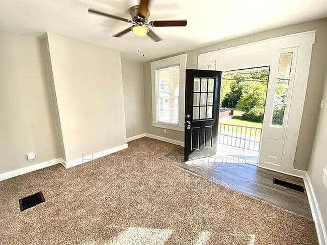 Photo - 4319 Hays Ave