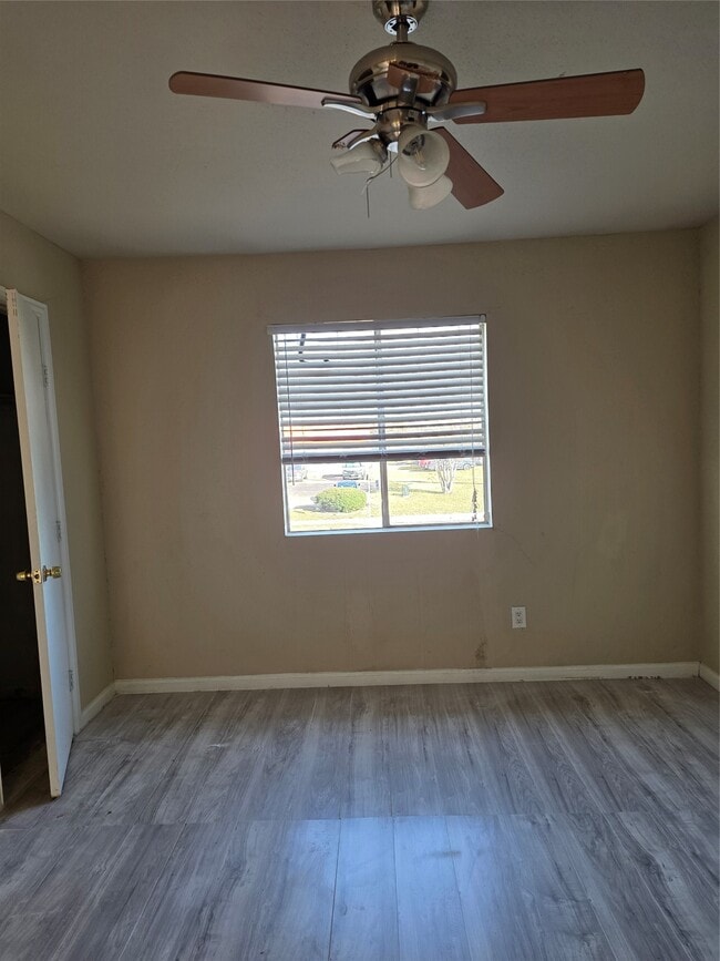 Building Photo - 12507 Ashford Meadow Dr Unit A