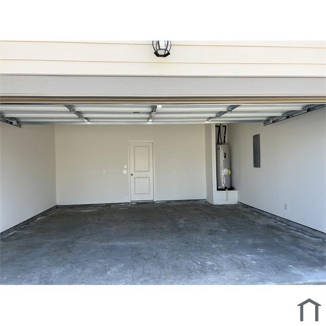 Photo - 1073 Long Bay Ct