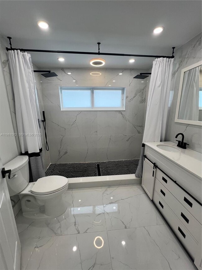 Photo - 140 Pocatella St