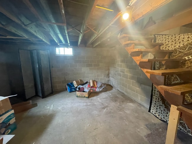 Photo - 440 SW 4th St