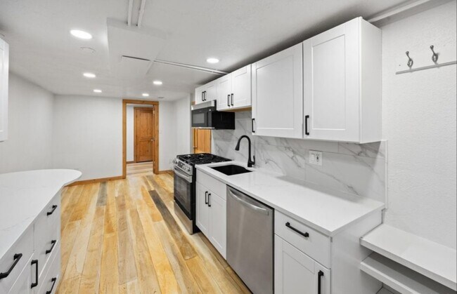 5014 W 36th Ave Unit 5