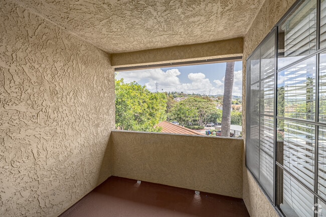 2BR, 2BA - 1,000SF - Balcony