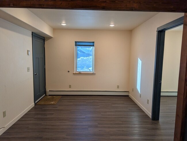 Photo - 1960 Rogge Ave Unidad 2