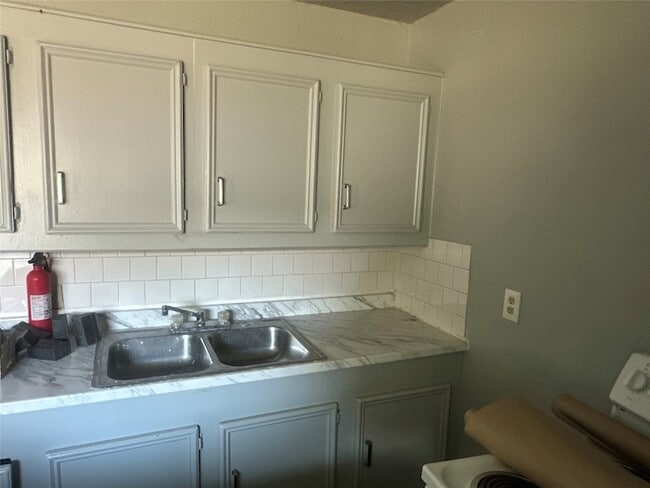 Photo - 5409 Suez St Unit 3
