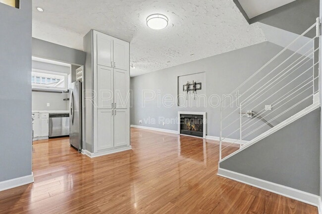 Photo - 751 Piedmont Ave NE