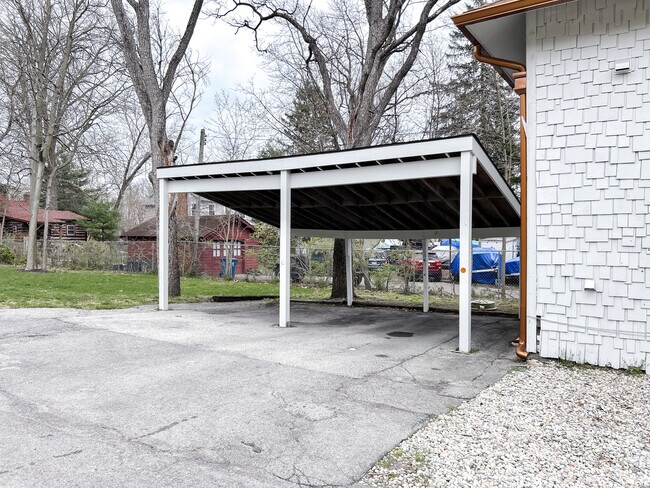 Photo - 2150 E 75th St Unidad B