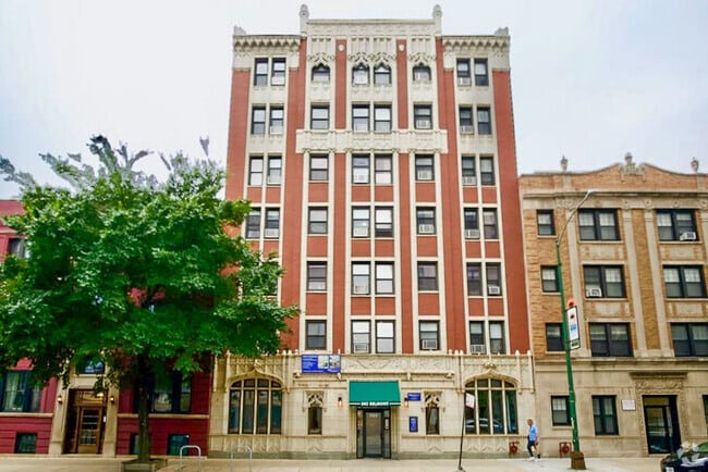 Building Photo - 508 W Belmont Rental