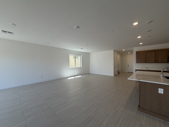 Photo - 10138 Daleview St