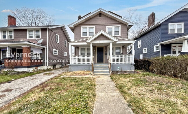 Building Photo - 1098 E 17th Ave