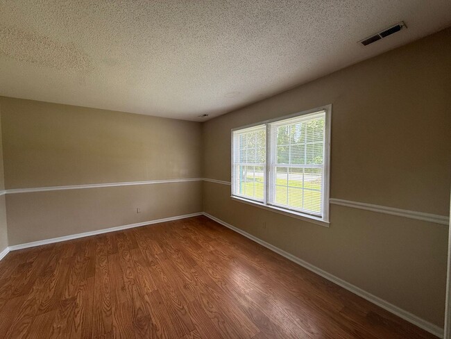 Photo - Nice 3 bedroom, 2 bath House