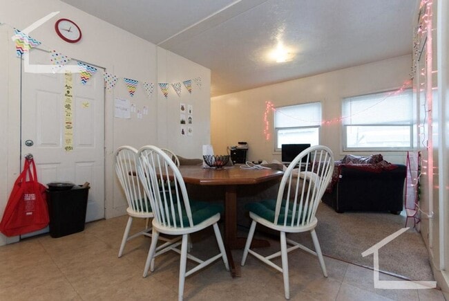 Photo - Convenient Location. Wals to BU Campus, Short Walk to T.Laundry, Parking for Rent