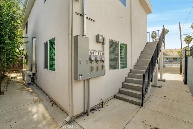 Photo - 16118 Haynes St