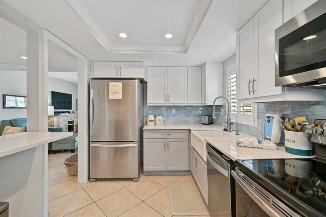 Photo - 6154 Midnight Pass Rd