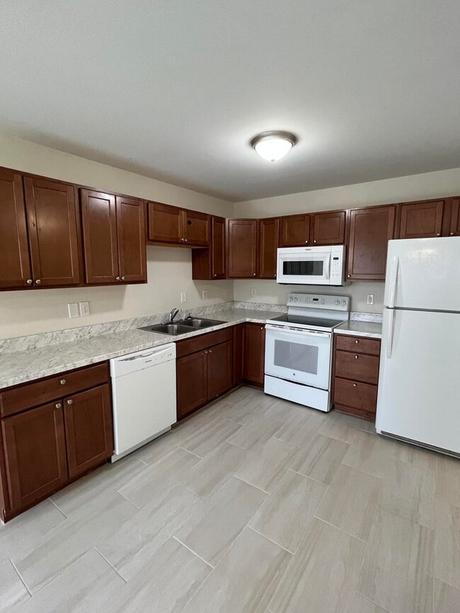 19 Park Cir SE Unit A