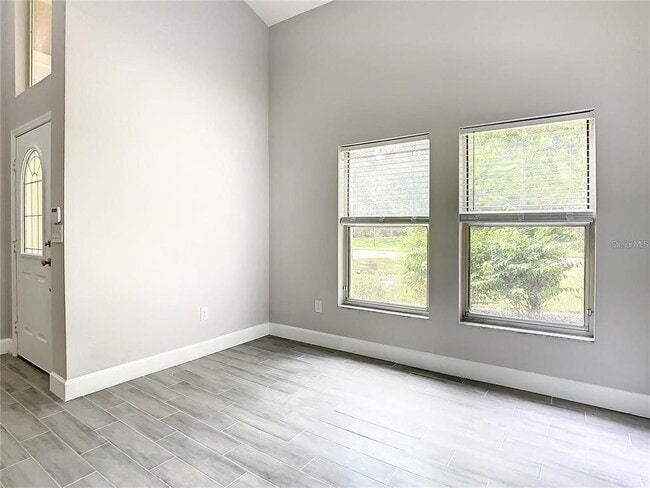 Photo - 6708 Yardley Way