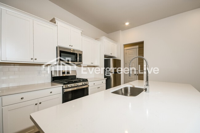 Photo - 132 Bloomsbury St