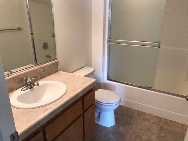 Photo - 3099 Bright St