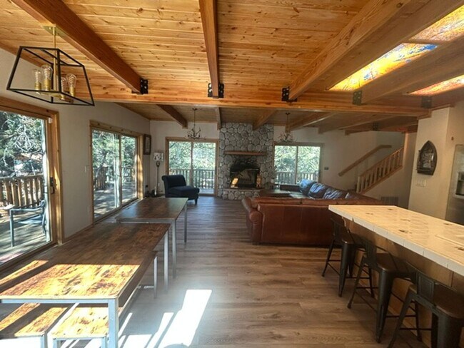 1287 Sand Canyon Ct