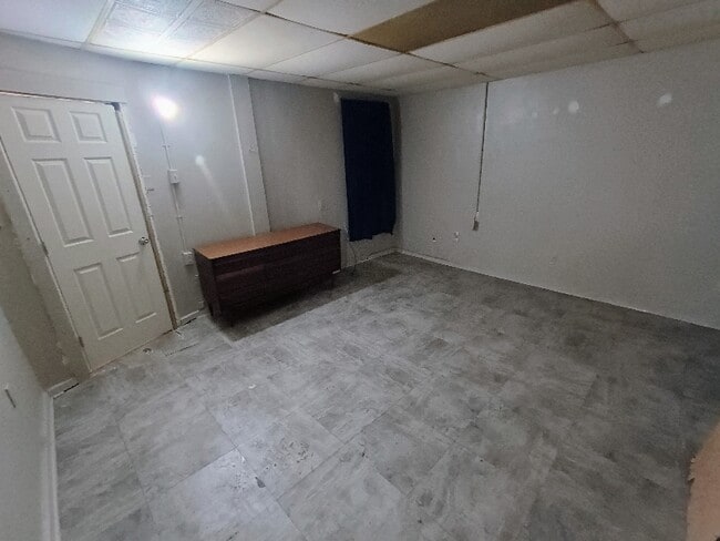 Photo - 9 Nutt Ave Unit 4